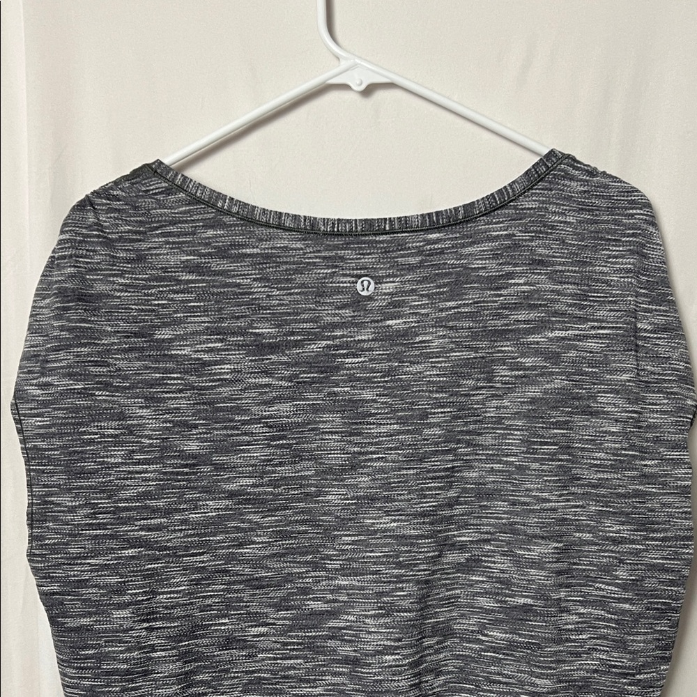 Lululemon Sweat Times Short Sleeve Heathered Black Tee Size XL - Picture 8 of 8